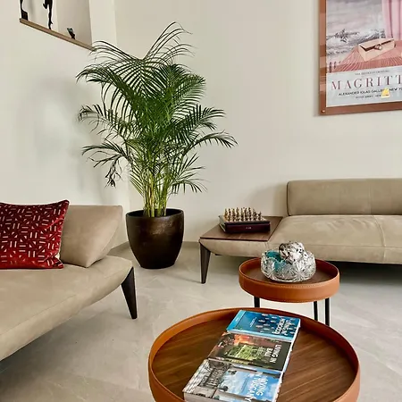 Le Palais Aubernon Apartment