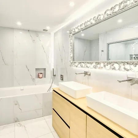 公寓 Le Palais Aubernon 昂蒂布