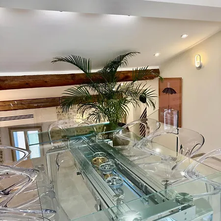 Le Palais Aubernon * Антиб