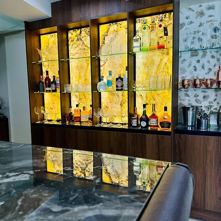 Le Palais Aubernon * Антиб