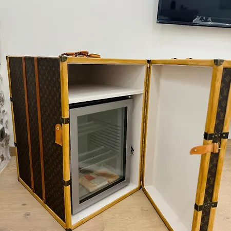 Le Palais Aubernon Апартаменты