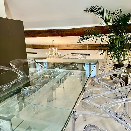 Le Palais Aubernon *