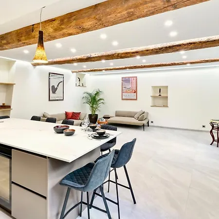 Le Palais Aubernon Апартаменты