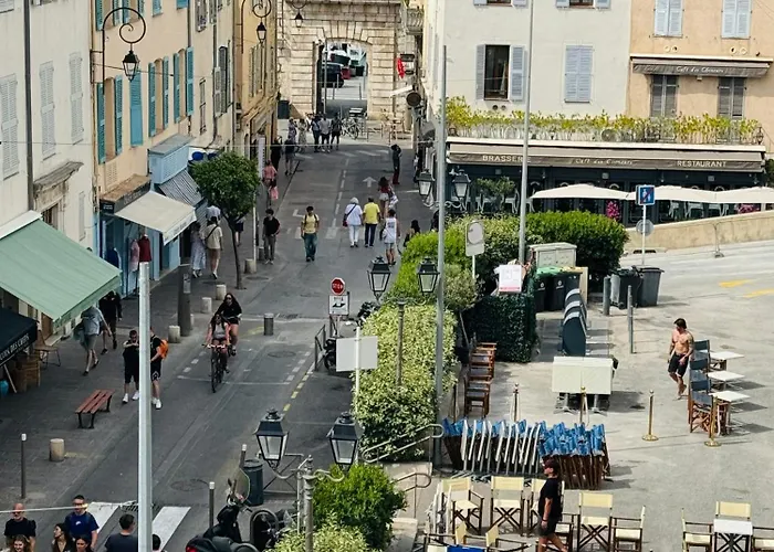 Le Palais Aubernon * אנטיב