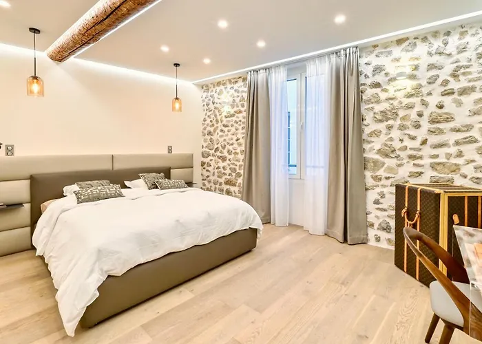 Le Palais Aubernon דירה *