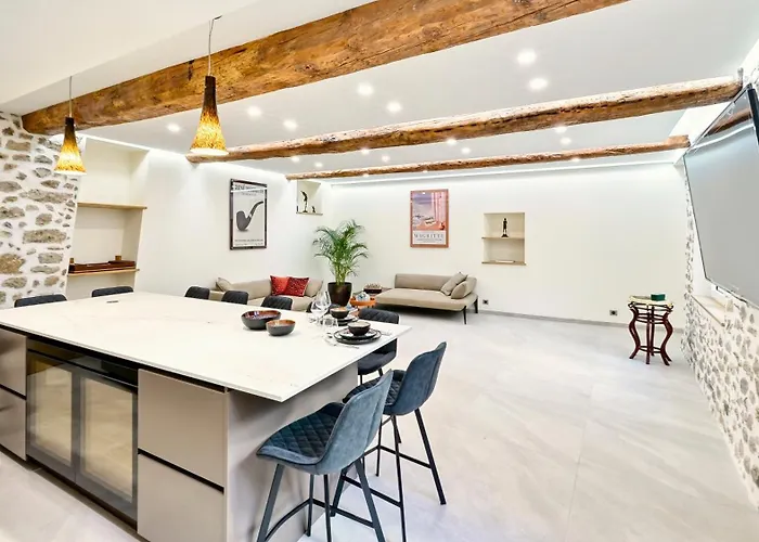 Le Palais Aubernon דירה