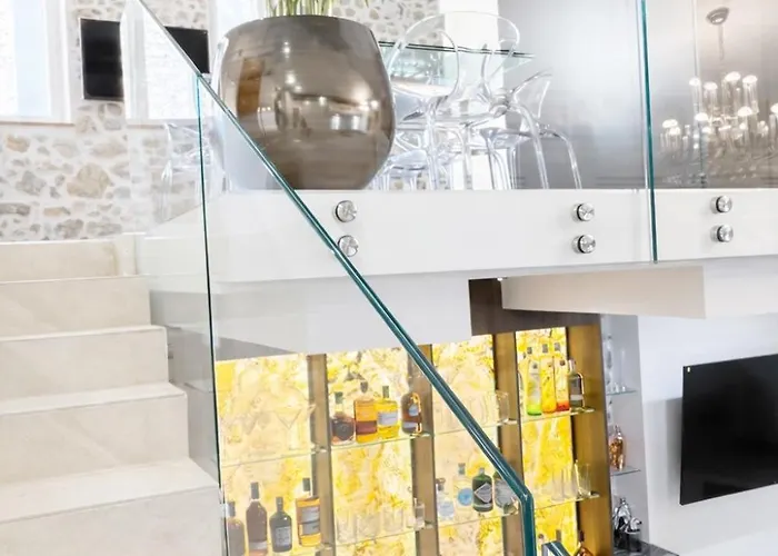 Le Palais Aubernon אנטיב